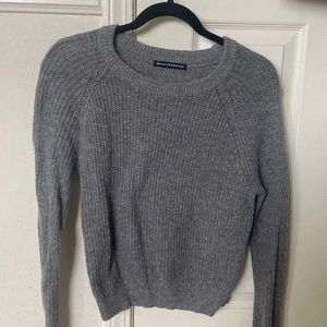 BRANDY MELVILLE GREY SWEATER